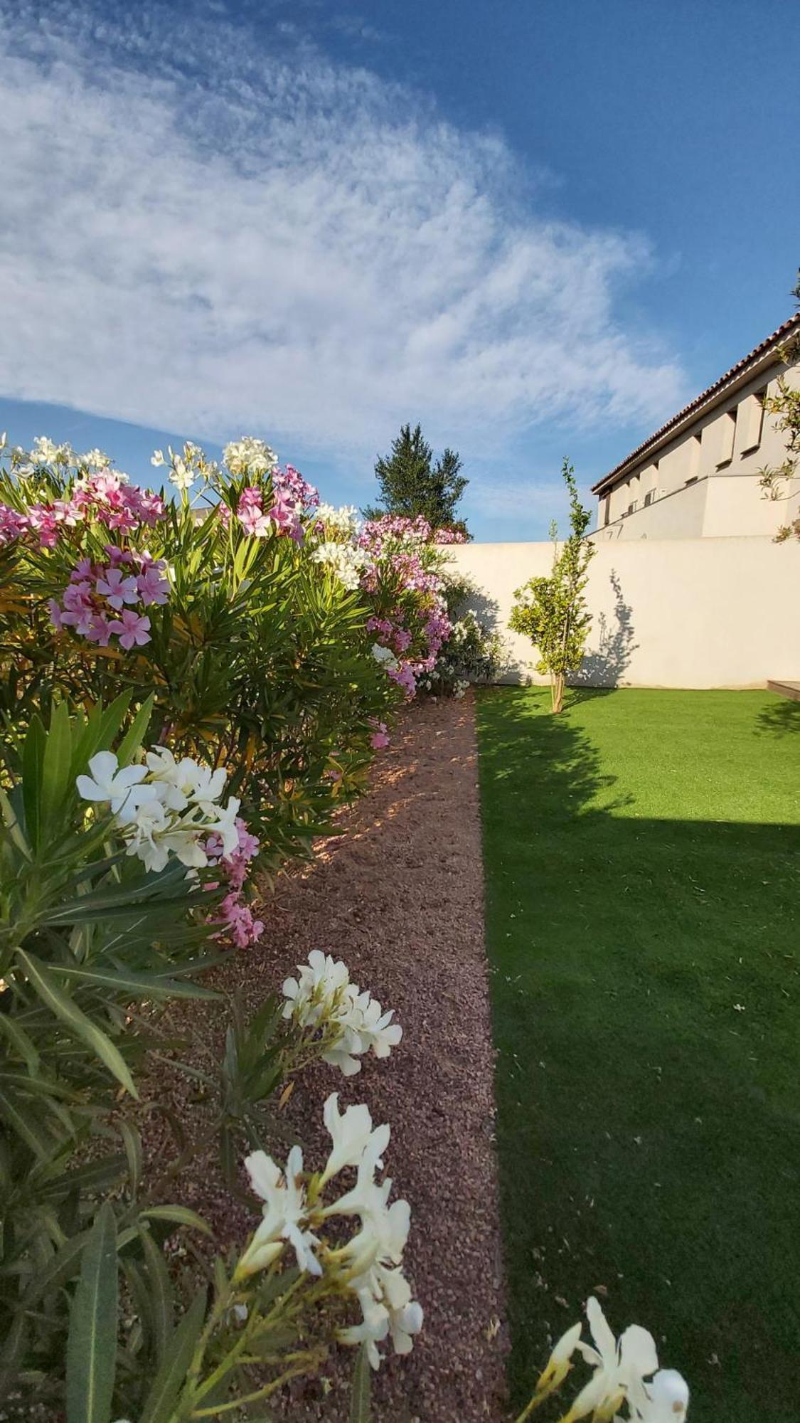 Villa Home Holiday A Cala Rossa Lecci Exterior foto